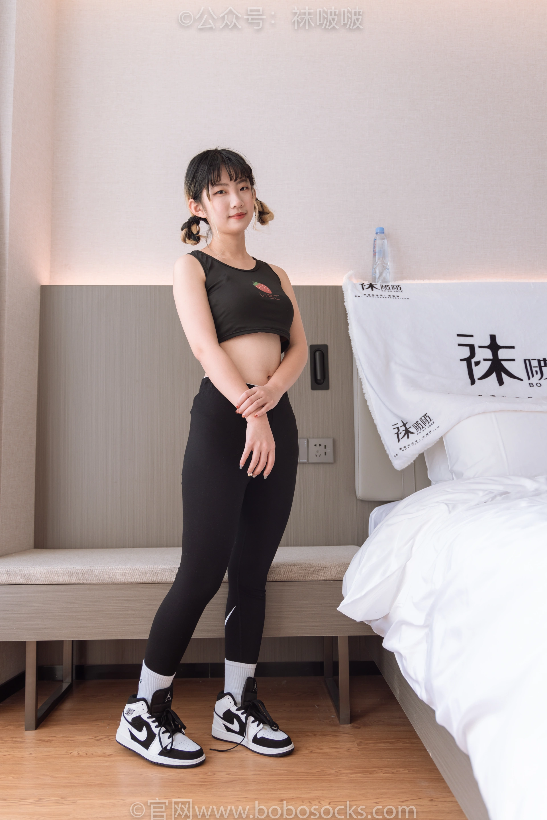 [BoBoSocks袜啵啵]NO.059 砂糖-AJ板鞋、白棉袜、裸足 2